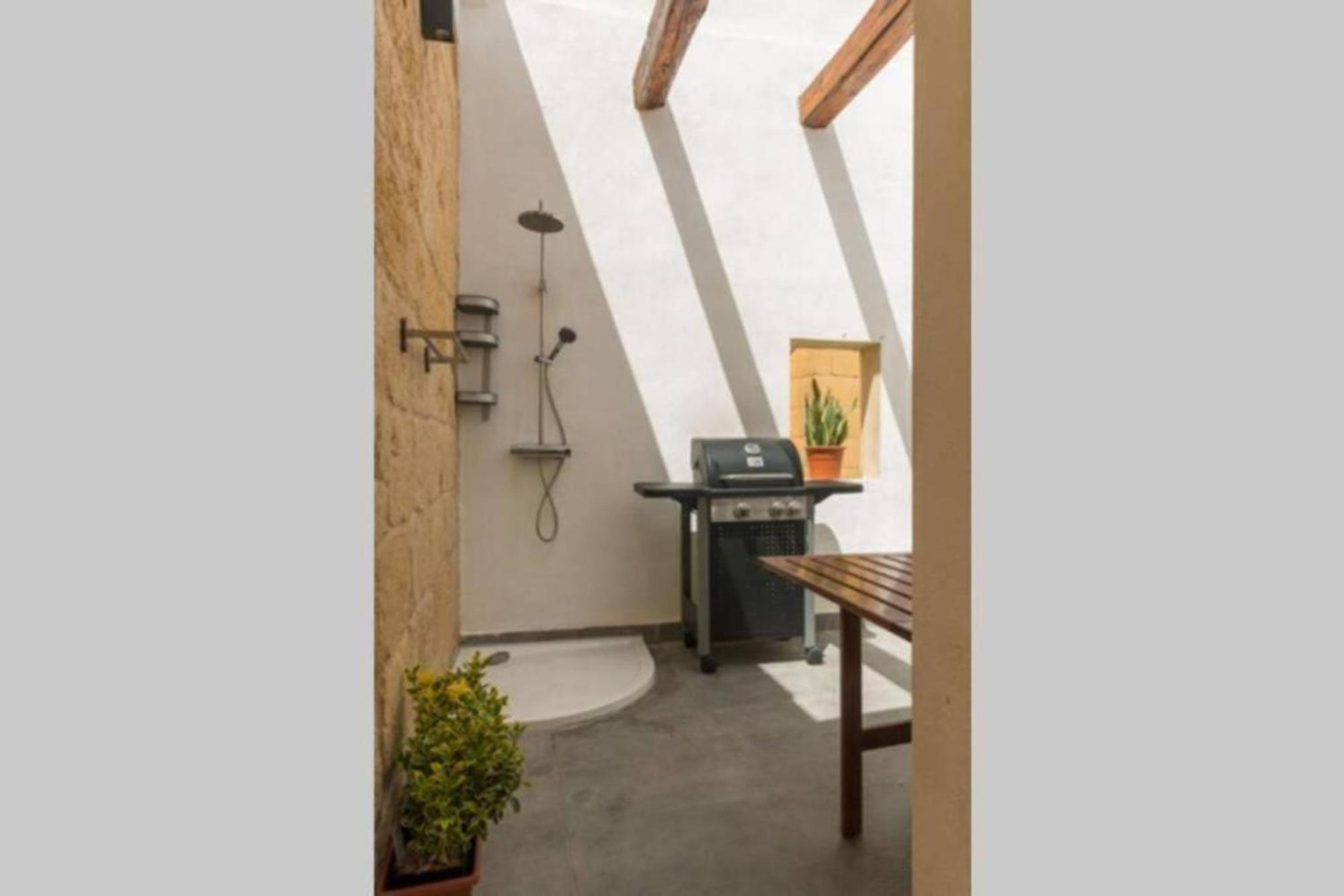Authentic 1St Fl Apartment At The 3 Cities Marina Cospicua Kültér fotó
